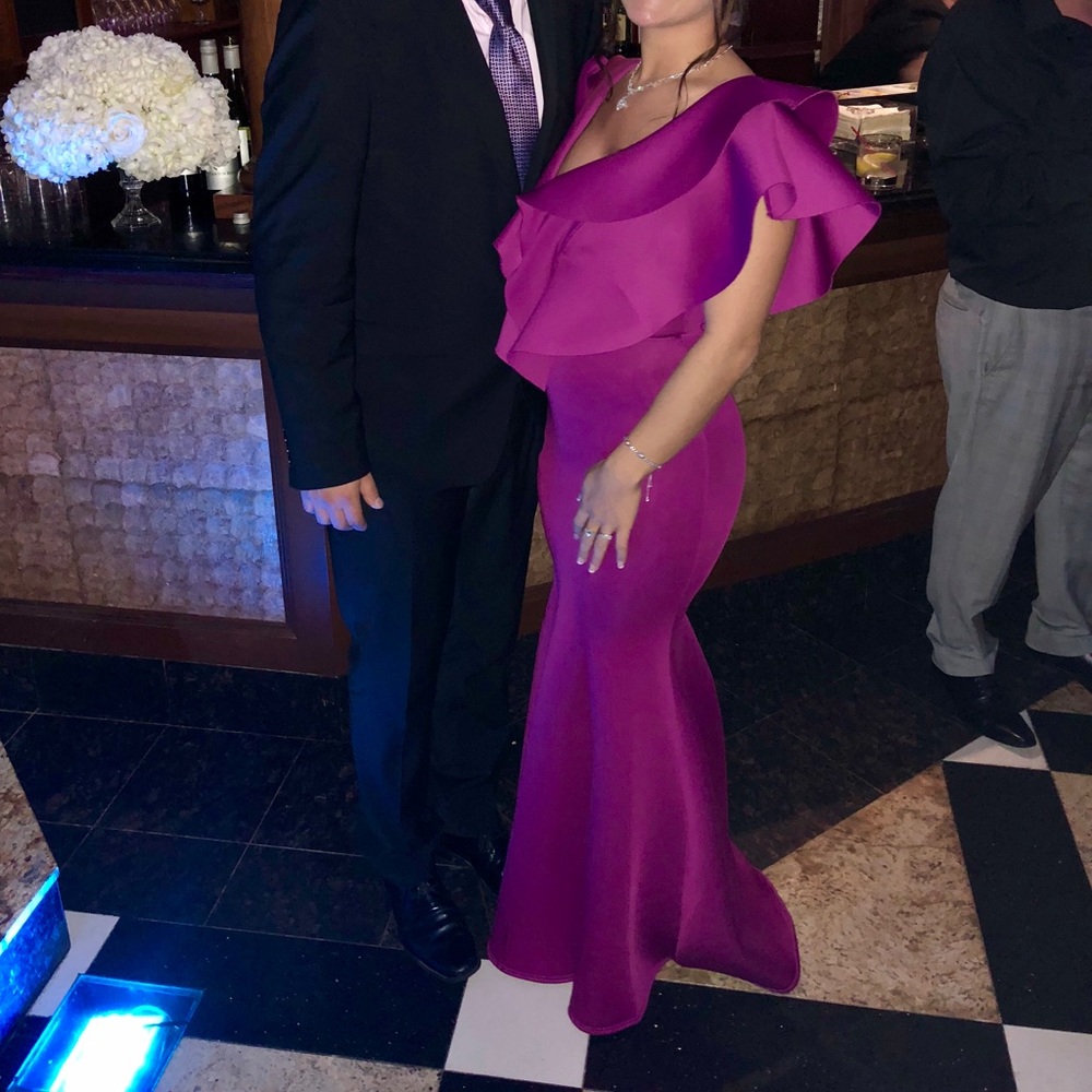 Stunning Fuchsia Prom Dress! - Picture 3 of 3
